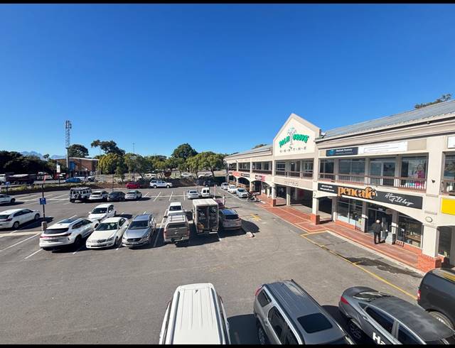76M² RETAIL TO LET IN DURBANVILLE CENTRAL